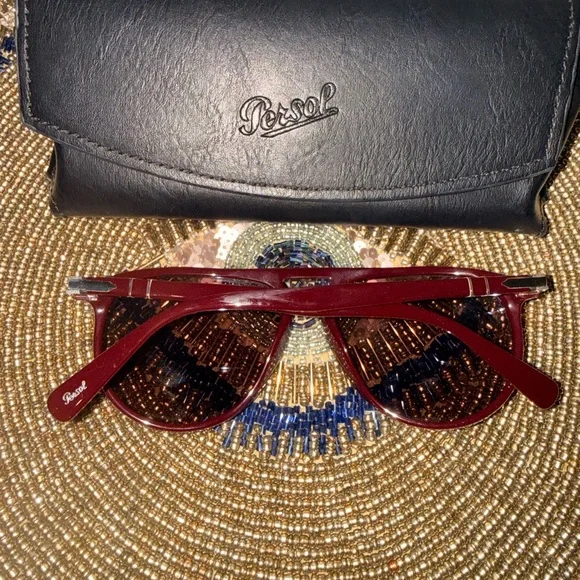 Persol Burgundy Aviator Sunglasses W/Original Case Persol Folding Sunglasses 1216B1 Milky Plum - eye-oo.com main image 4